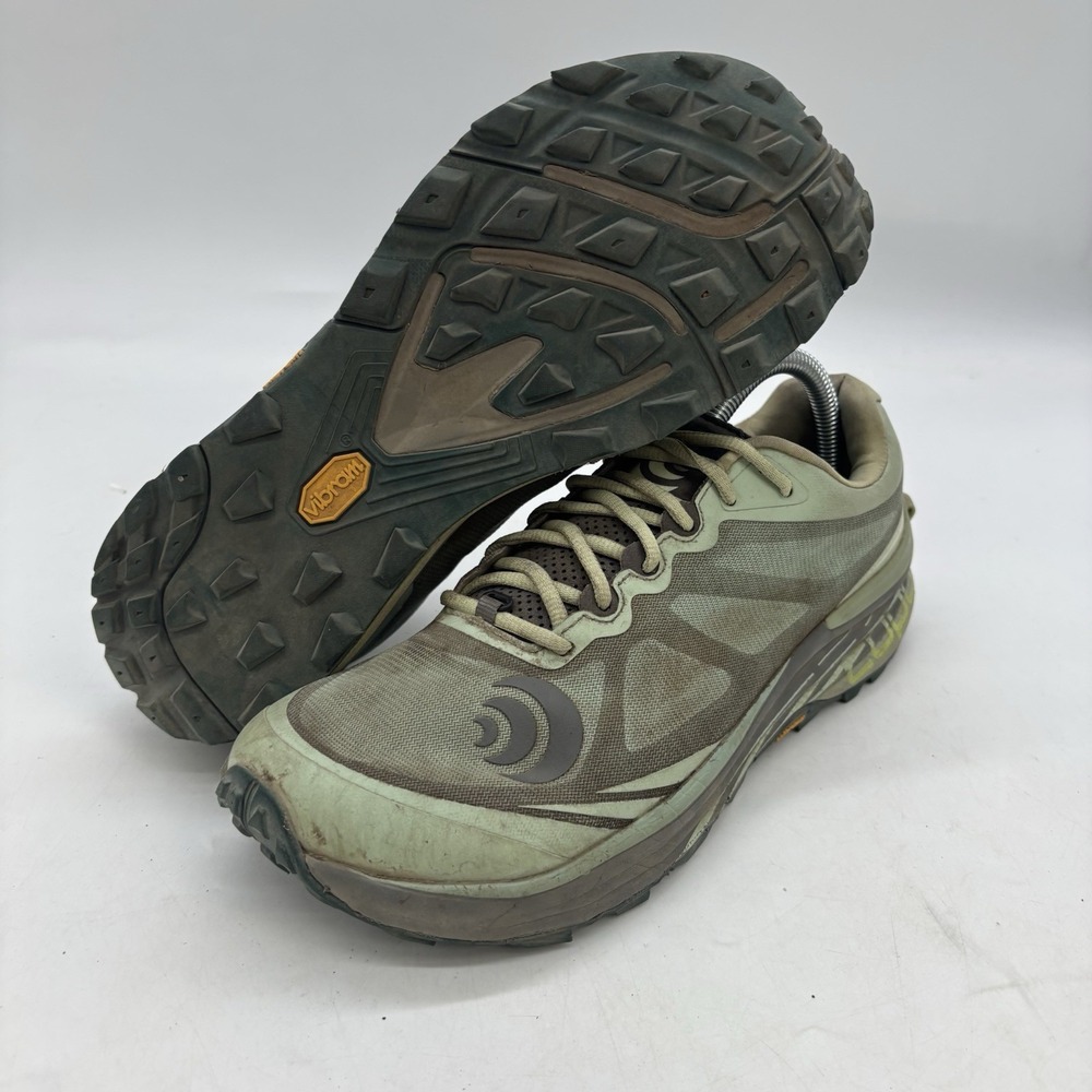 Topo Mtn Racer 2 Trail Shoes Womens 9.5 Moss and Grey 5mm Drop Running